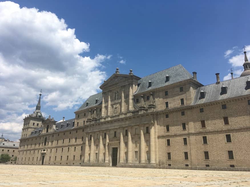 bolsa para curso de verao na espanha universidade complutense de madri Monasterio de El Escorial foto yael berman