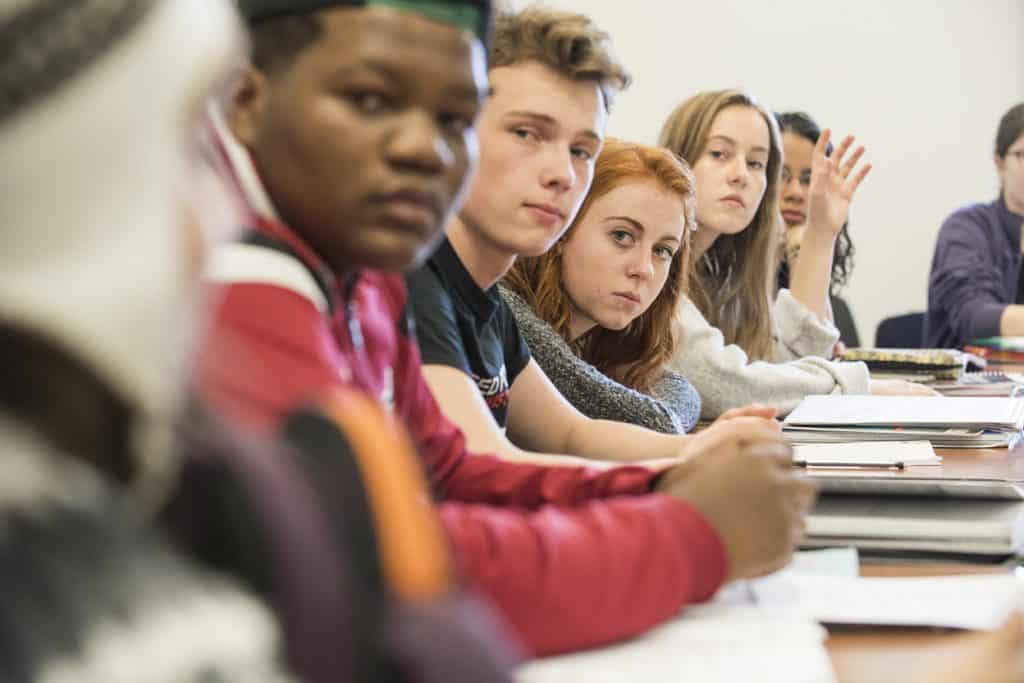 bolsas para fazer intercâmbio no Ensino Médio uwc partiu intercambio