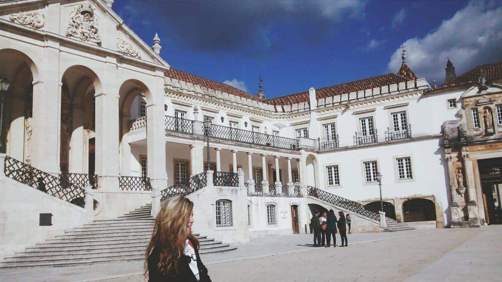 fazer faculdade em Portugal universidade de coimbra rebeca avila partiu intercambio2