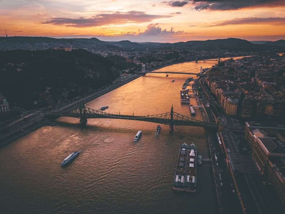 bolsas para estudar na Hungria budapest