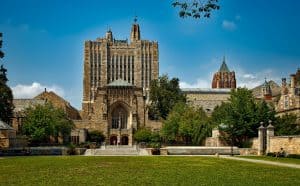 bolsas para curso na Universidade de Yale eua santander